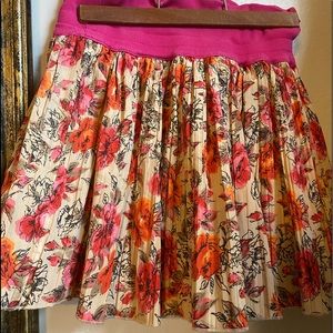 DKNY girls cute skirt with shorts underneath